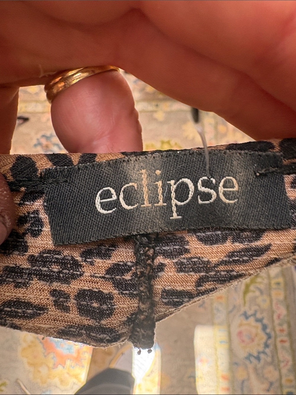Eclipse Floral Smocked Crop Top - Picture 10 of 10